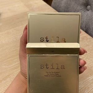Stila Eyeshadow Palette
